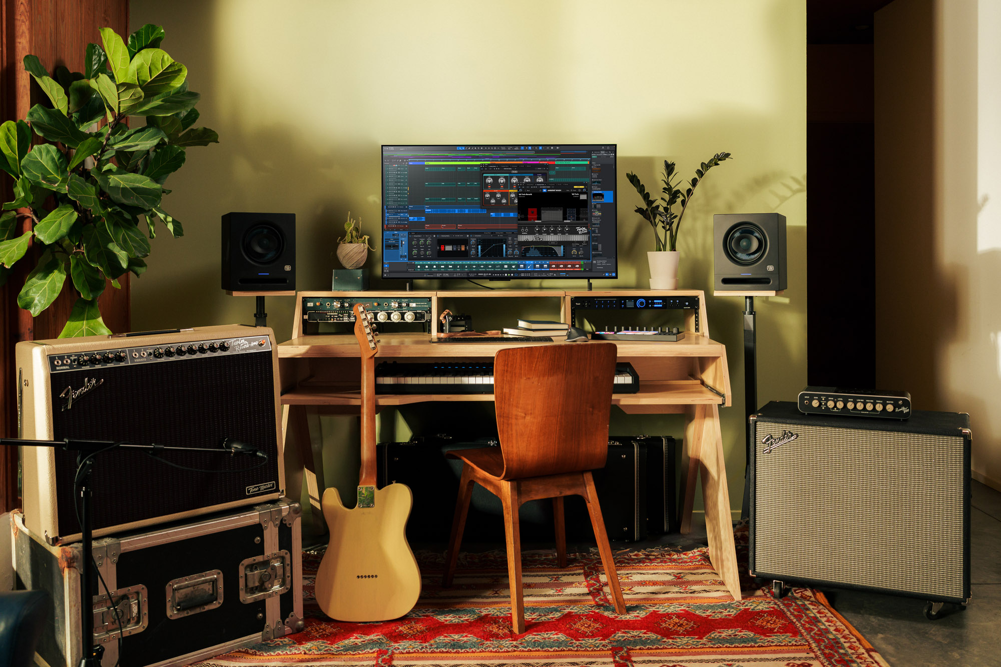 Fender Studio Pro: Creativity Amplified